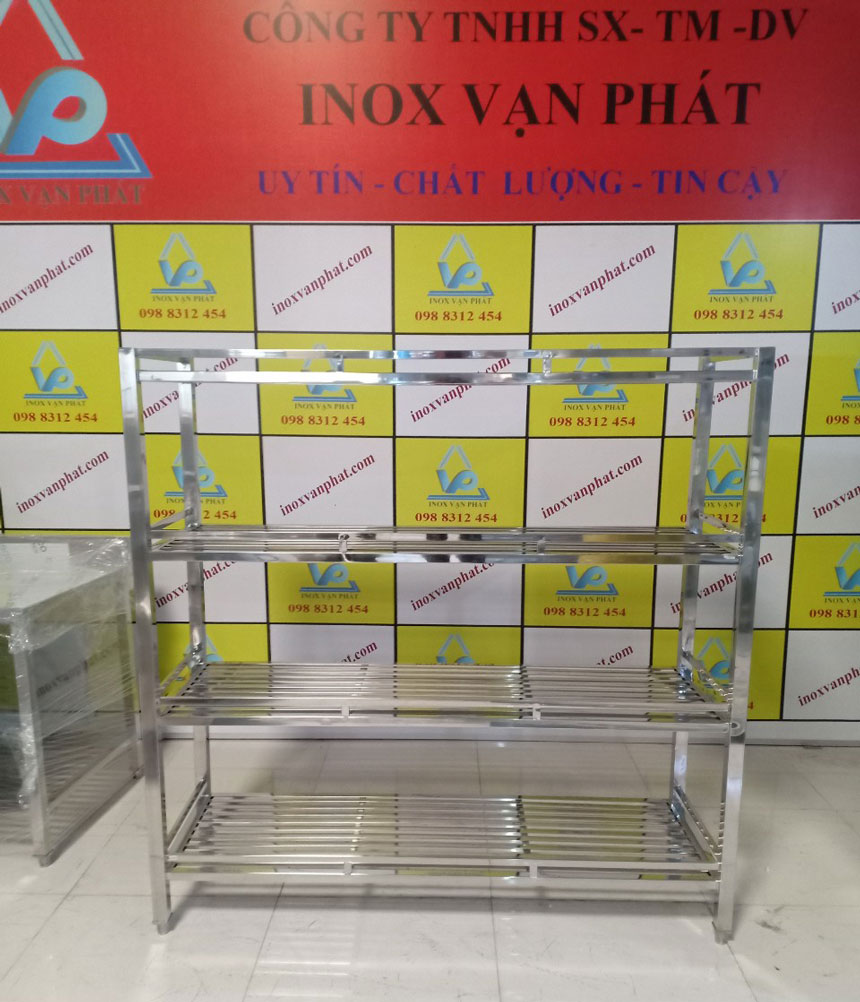 Kệ inox công nghiệp cung cấp tại Inox Vạn Phát